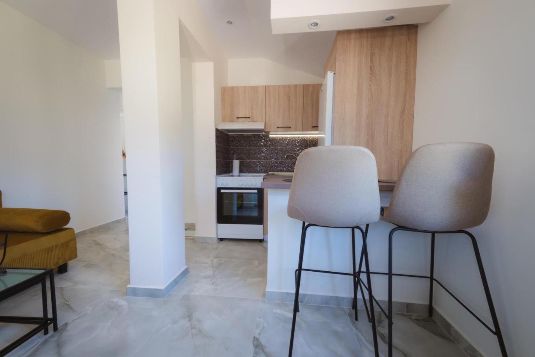 Armonia House * Dikella